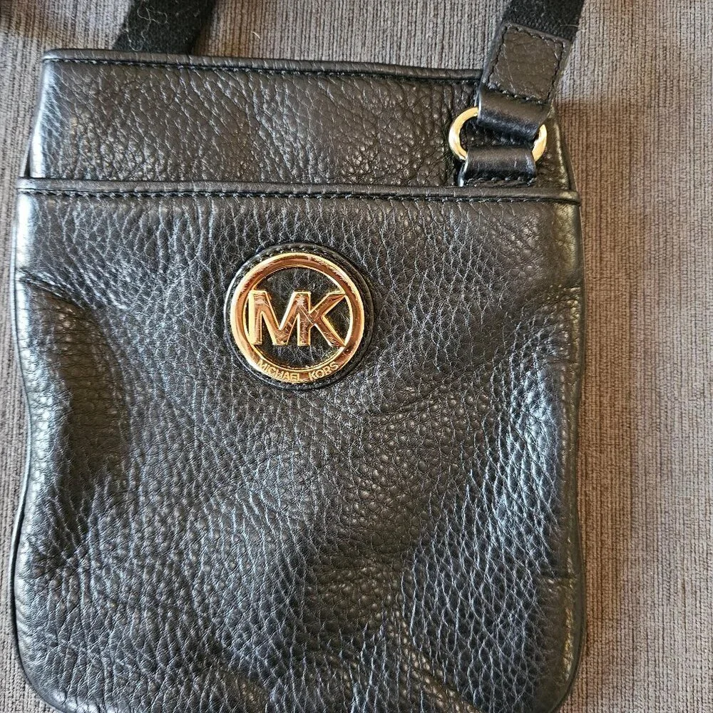 Michael Kors Black Fulton Pebbled Leather Crossbody Bag